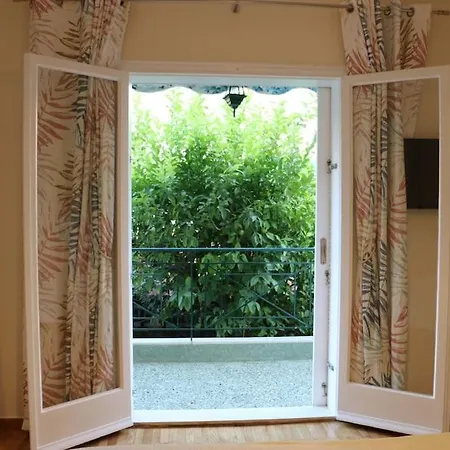Glyfada Path Of Poets Apartment Athens Exterior photo