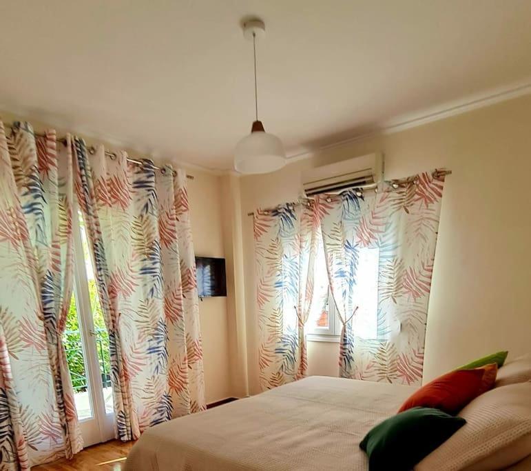 Glyfada Path Of Poets Apartment